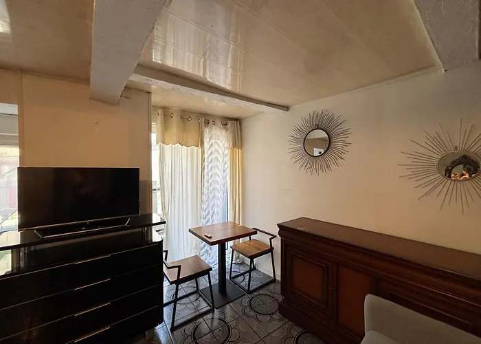 Petit Confortable קלרמונט-פרנד